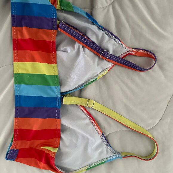 Lot of 7 pre-loved SHEIN bikini tops, XL & 1XL, fab colors & patterns! - Picture 6 of 11